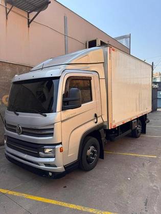VOLKSWAGEN DELIVERY EXPRESS 3.0 TURBO DIESEL CHASSI 4X2 AUTOMÁTICO